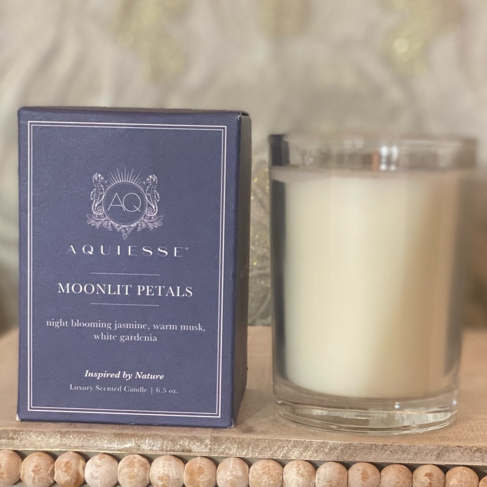 Aquiesse Moonlit Petals Candle
